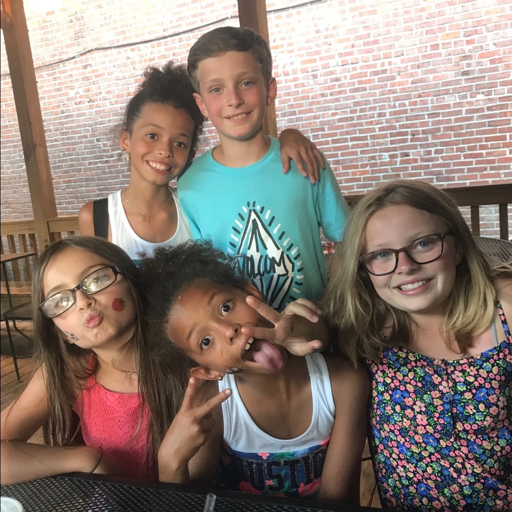 Meet your Posher, Starla